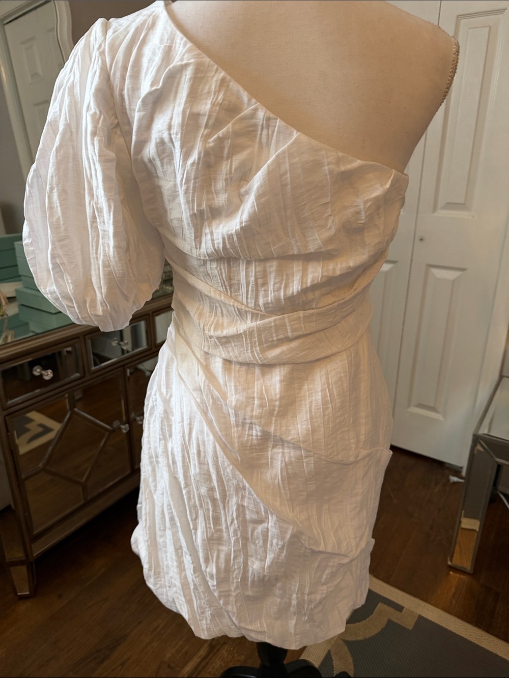 White House Black Market Stunning White One-Shoulder Puff Sleeve Dress 4 - Fab❤️ - Picture 3 of 8